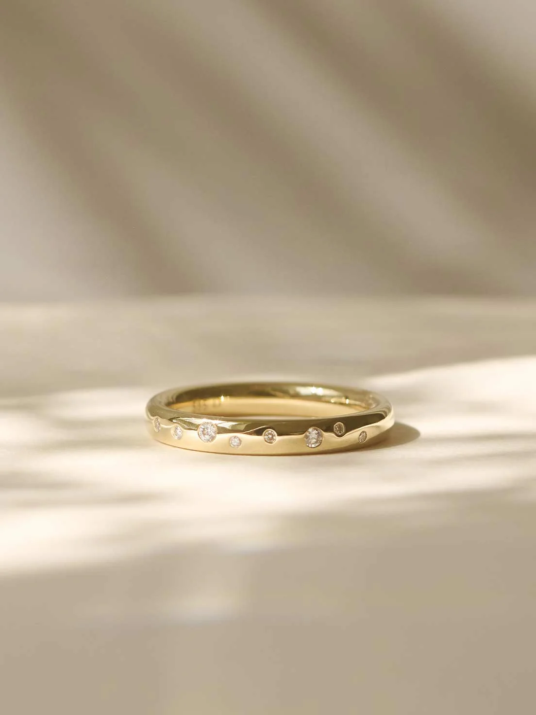 Everglow Wedding Band - Image 3