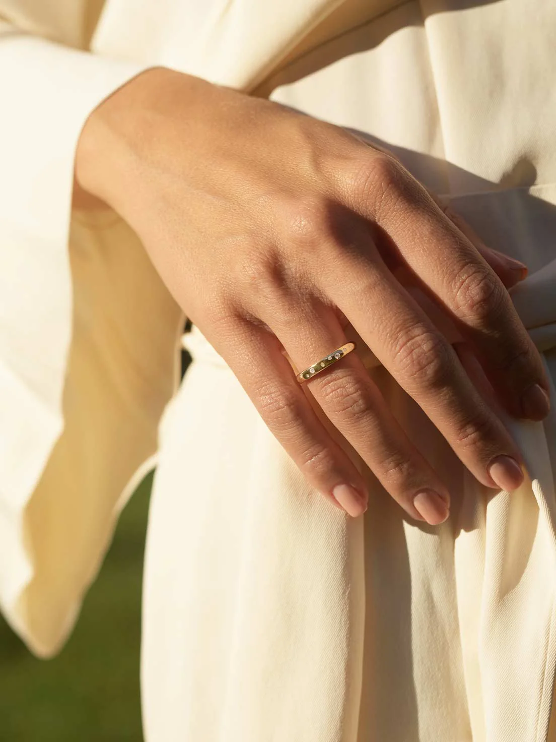 Everglow Wedding Band - Image 5