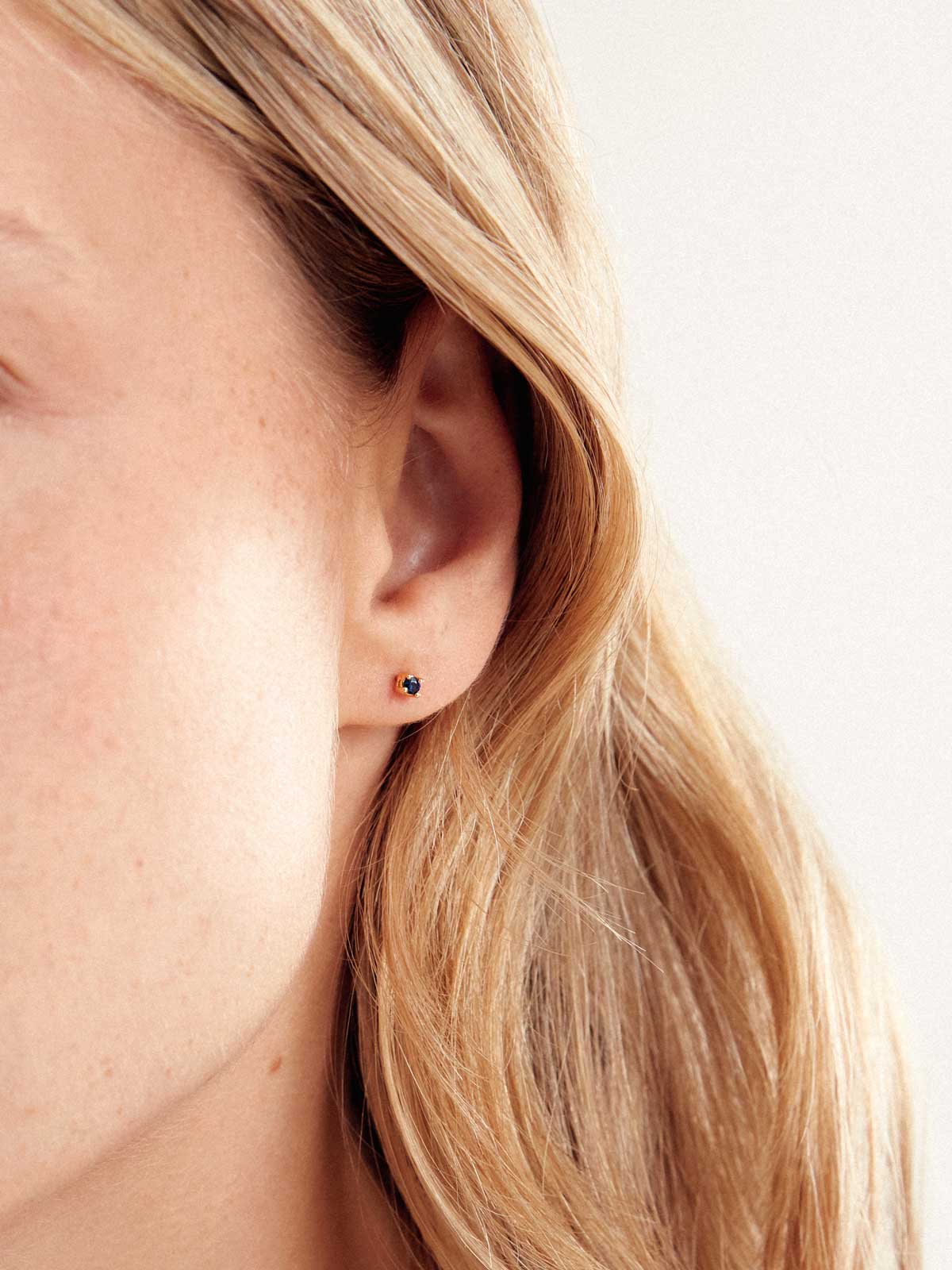 Birthstone Ohrringe September | 14k Echtgold & Saphir - Image 4
