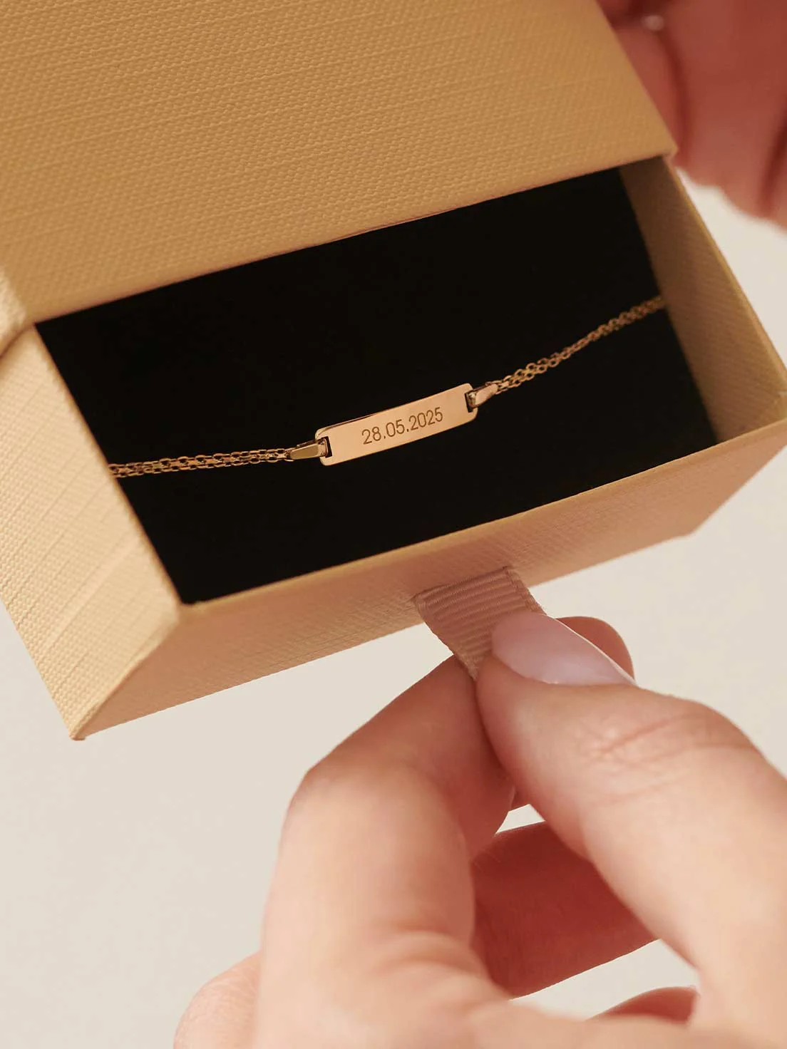 Gravurarmband Caya | 14k Echtgold - Image 3