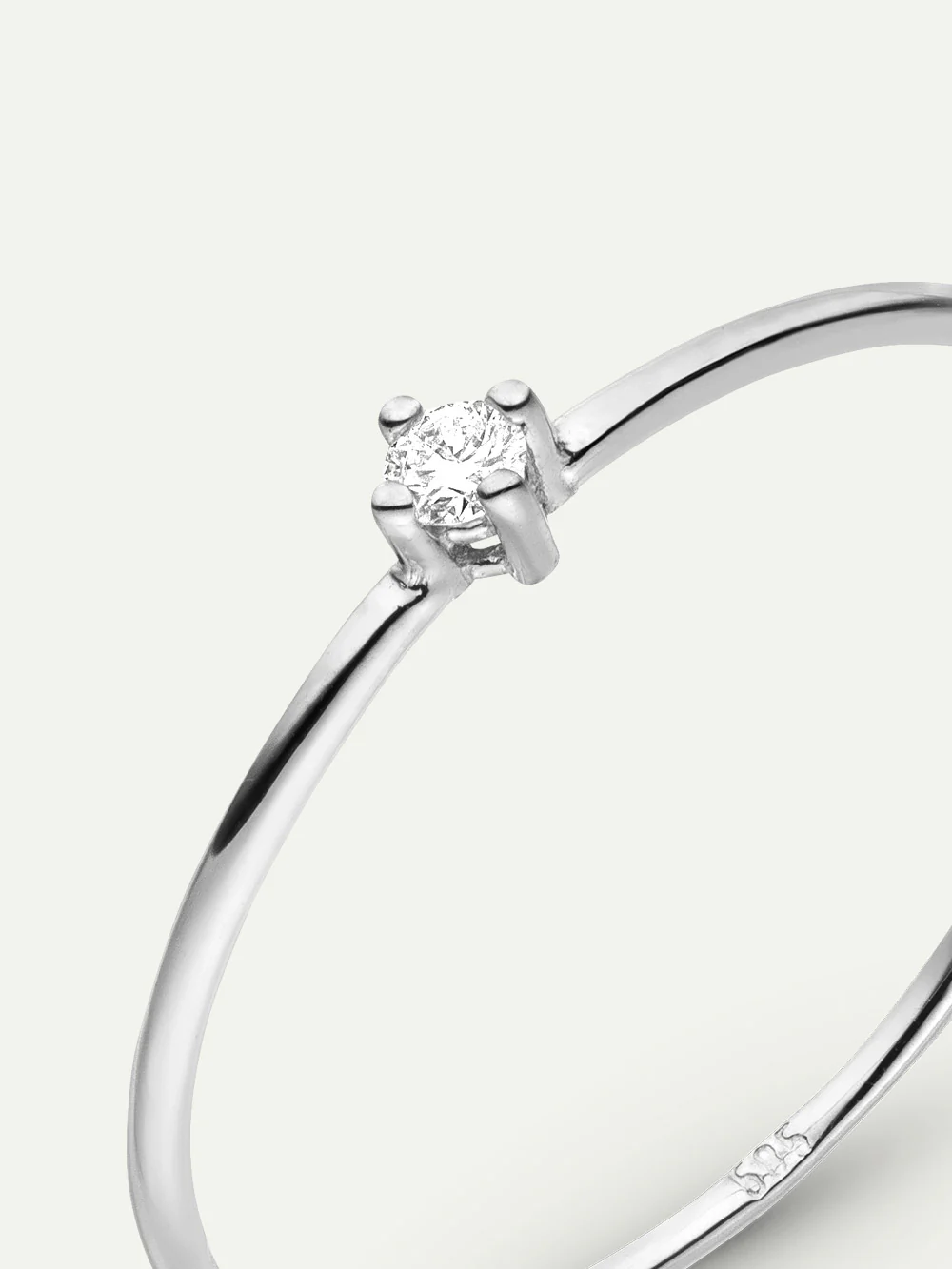 The Icon Diamond Ring - Image 10