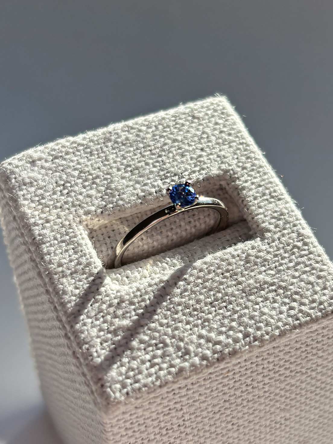 Ring Lia | Saphir Luminous Blue | ONE-OF-A-KIND - Image 3