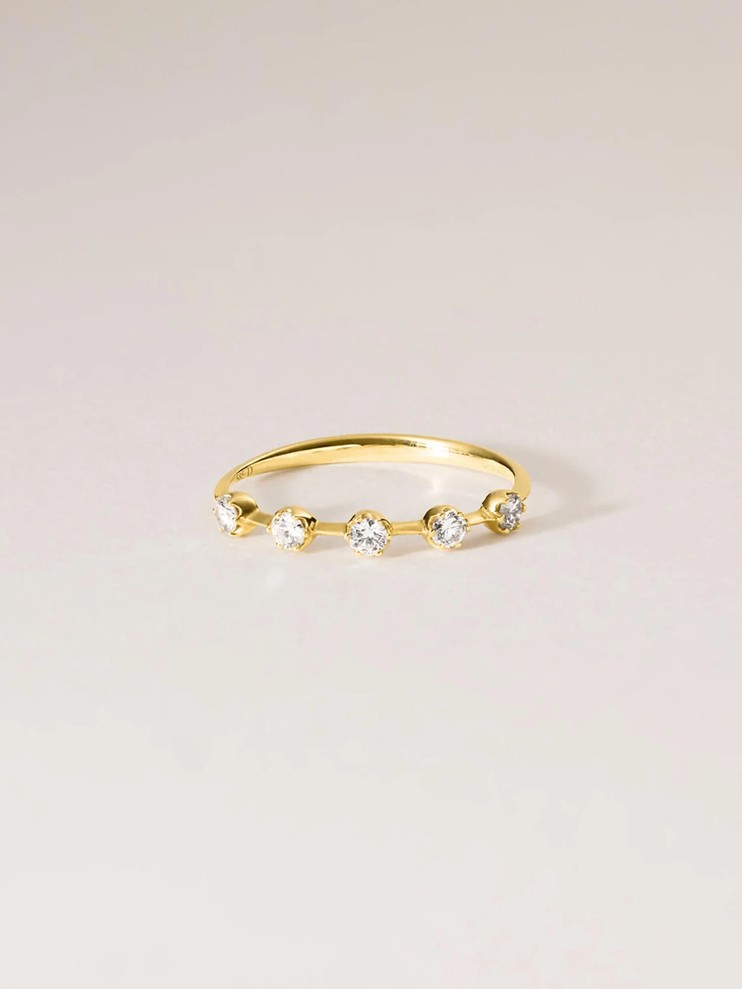 Ring Piper | Five Tiny Diamonds - Image 2