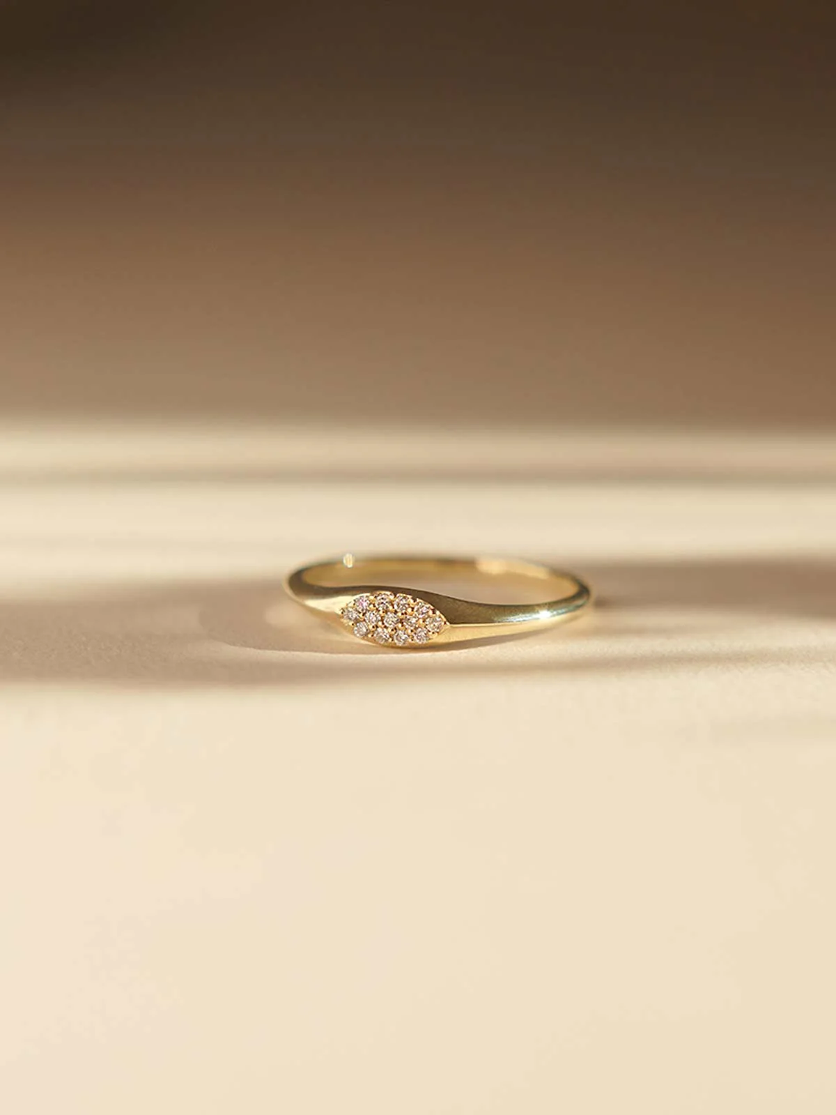 Signet Ring Becca | mit Pavé Diamantbesatz - Image 3